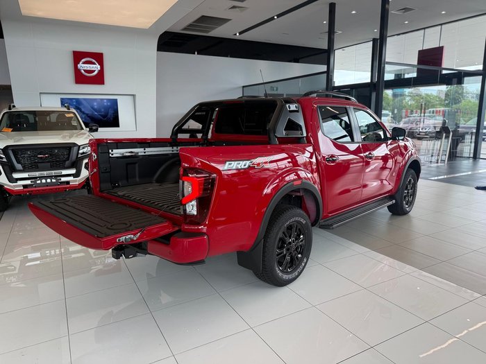 2024 Nissan Navara PRO-4X