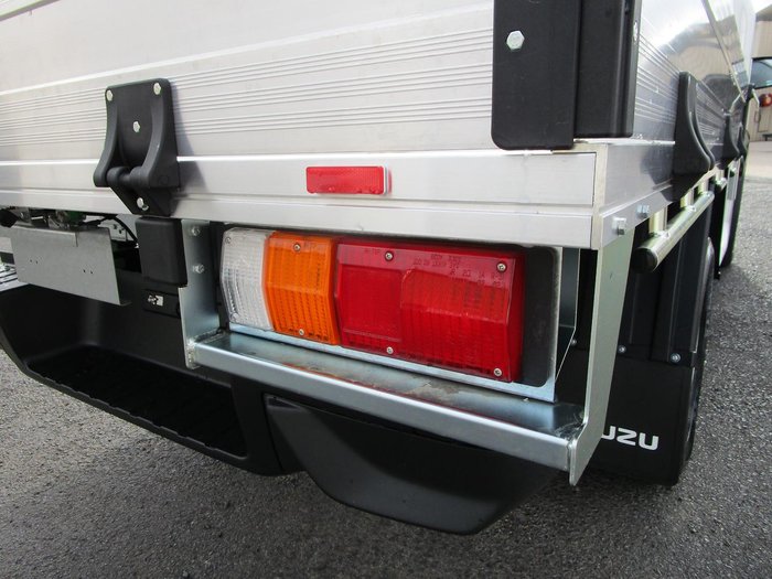 2024 Isuzu D-MAX SX