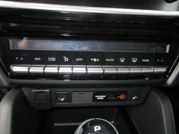 2024 Isuzu MU-X X-TERRAIN