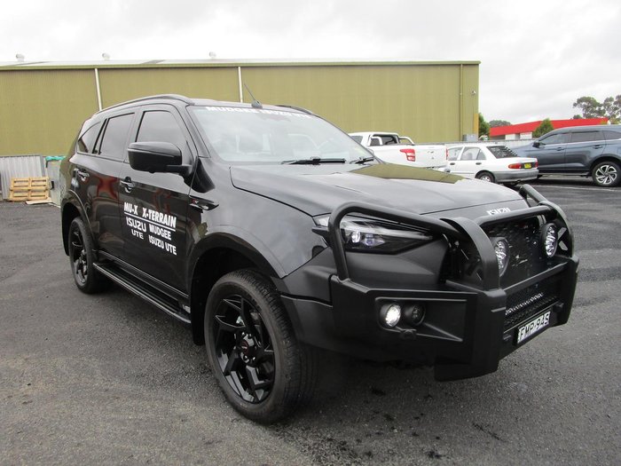 2024 Isuzu MU-X X-TERRAIN