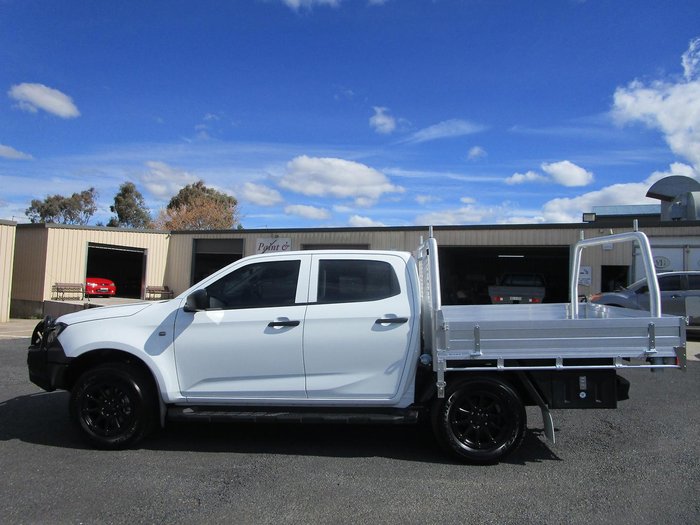 2025 Isuzu D-MAX SX