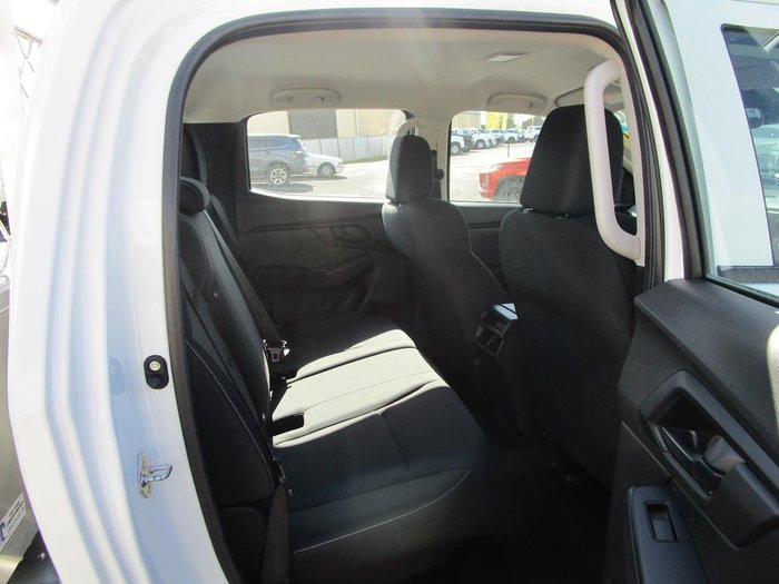 2025 Isuzu D-MAX SX