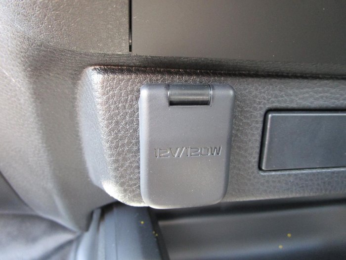 2025 Isuzu D-MAX SX