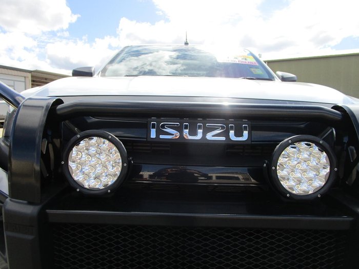 2025 Isuzu D-MAX SX