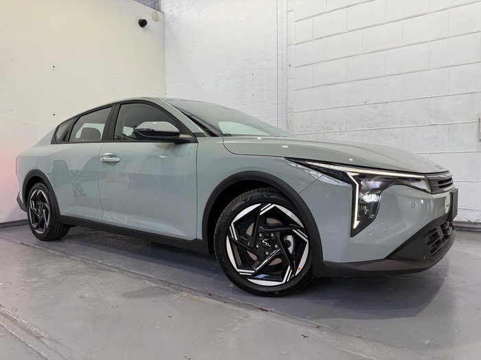 2024 Kia K4 Sport