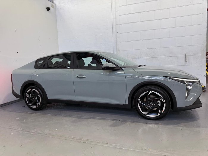 2024 Kia K4 Sport
