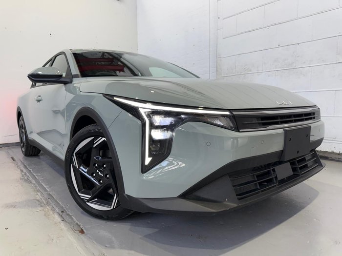 2024 Kia K4 Sport