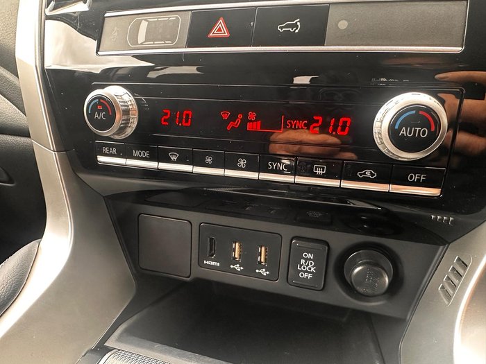 2024 Mitsubishi Pajero Sport GLS