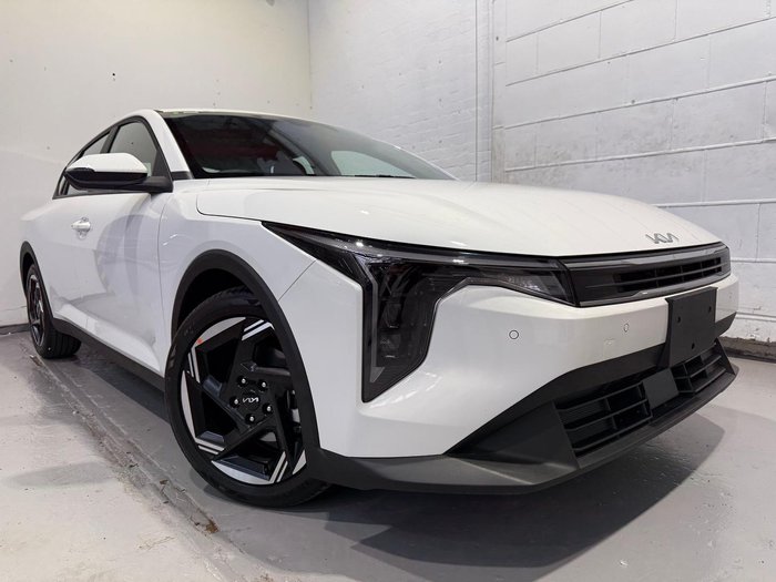 2024 Kia K4 Sport