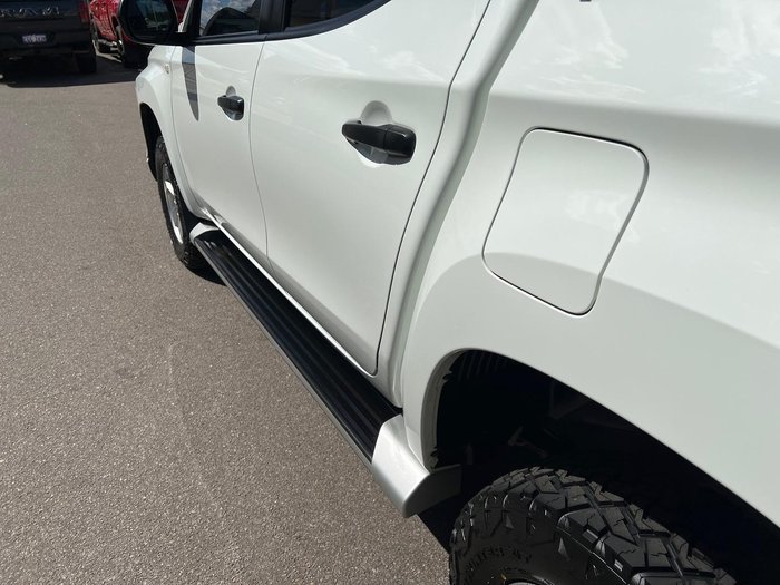 2021 Mitsubishi Triton GLX+