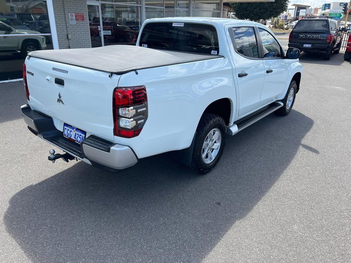 2021 Mitsubishi Triton GLX+