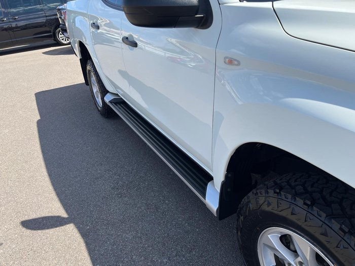 2021 Mitsubishi Triton GLX+