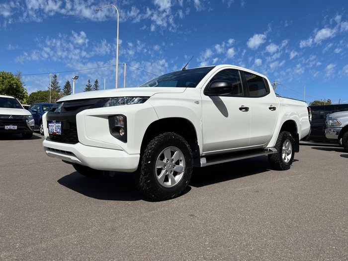2021 Mitsubishi Triton GLX+