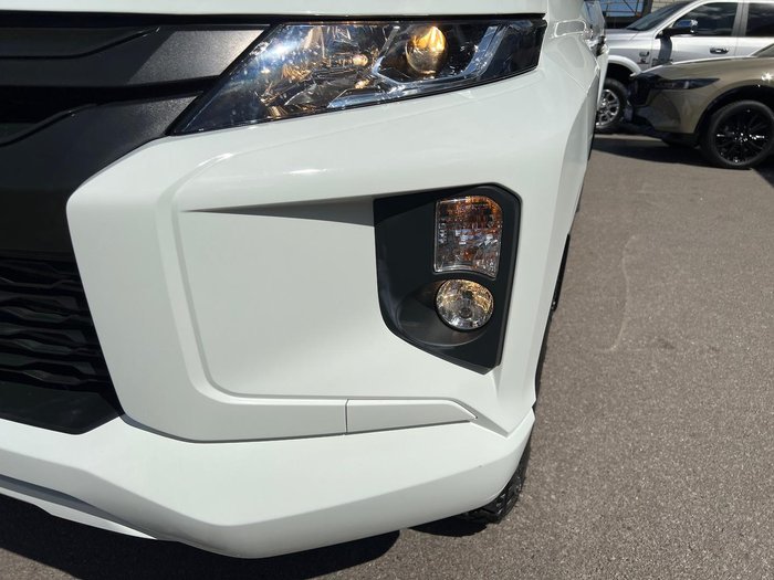 2021 Mitsubishi Triton GLX+