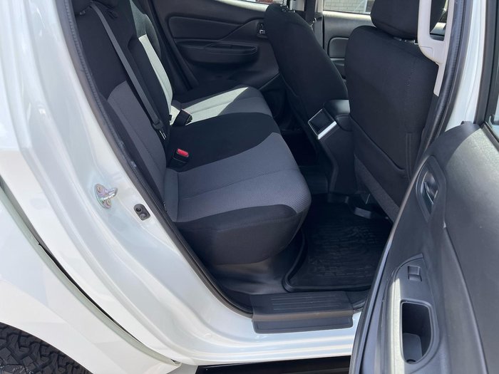 2021 Mitsubishi Triton GLX+