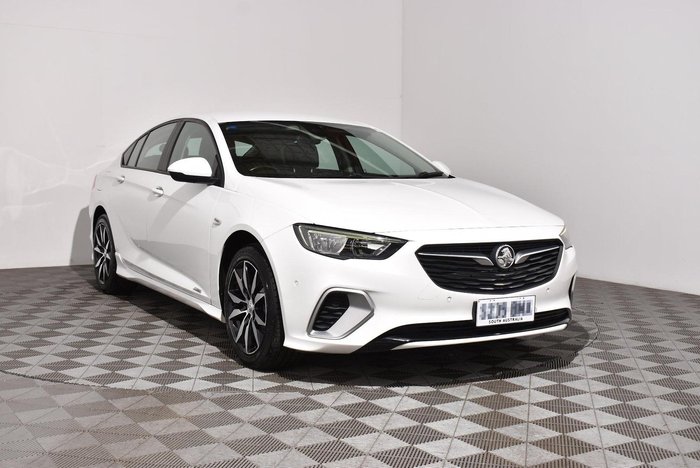 2020 Holden Commodore RS