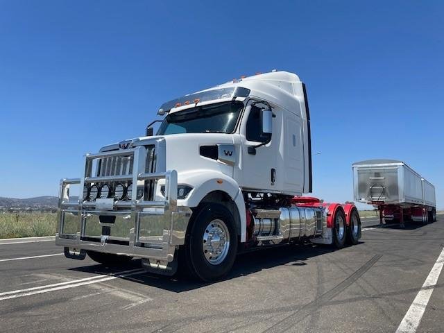 2023 Western Star 48X Dd16 Dt12 48" Prime Mover 48X DD16 DT12 48" Prime Mover