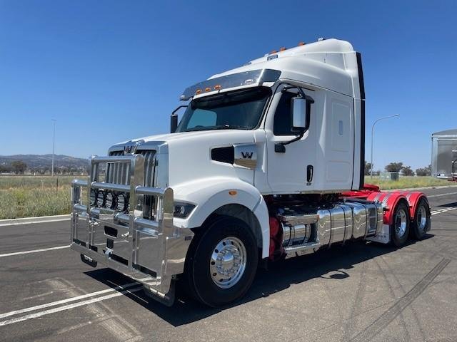 2023 Western Star 48X Dd16 Dt12 48" Prime Mover 48X DD16 DT12 48" Prime Mover