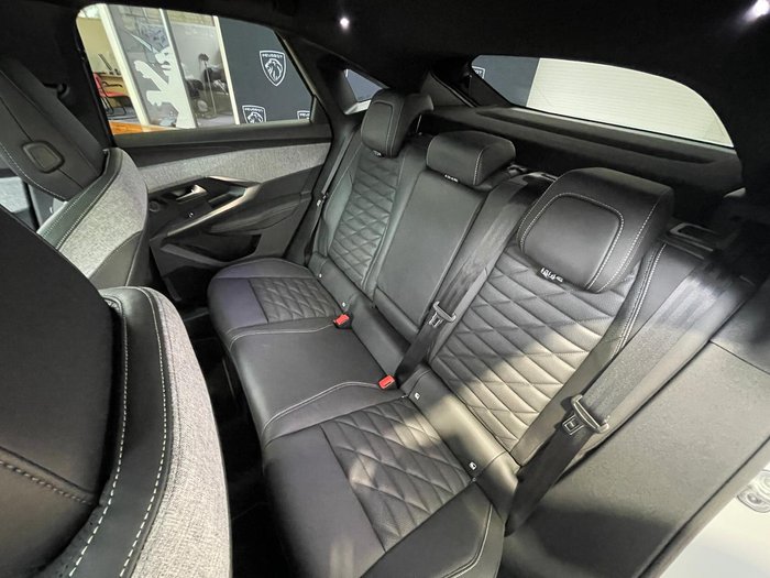 2024 Peugeot 3008 GT Premium Hybrid