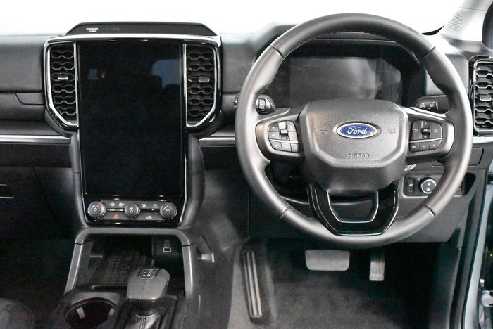 2025 Ford Everest Trend