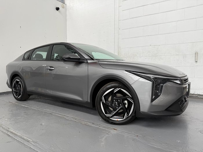 2024 Kia K4 Sport+