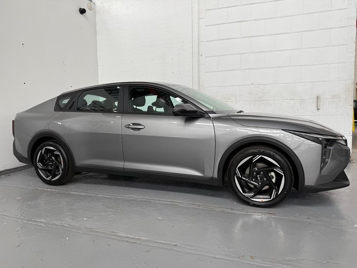 2024 Kia K4 Sport+
