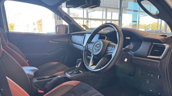 2024 Mazda BT-50 SP