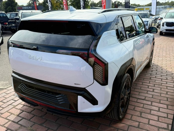 2025 KIA EV3 GT-LINE