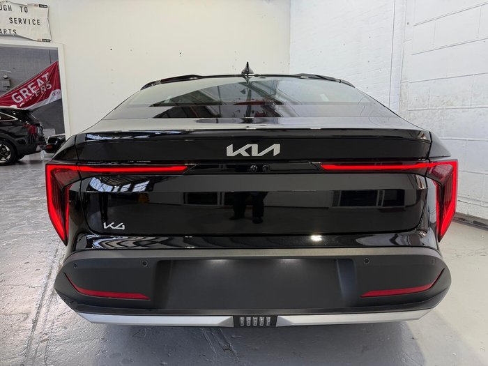 2024 Kia K4 S