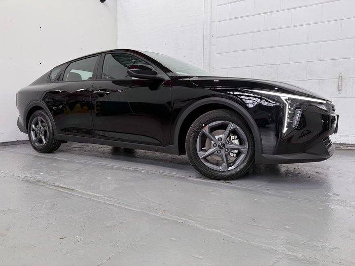 2024 Kia K4 S