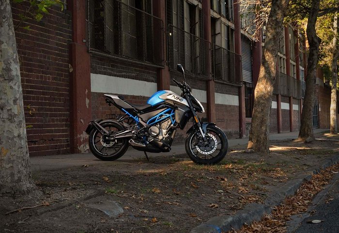 2025 CFMOTO 300NK ABS ATHENS BLUE / NEBULA BLACK