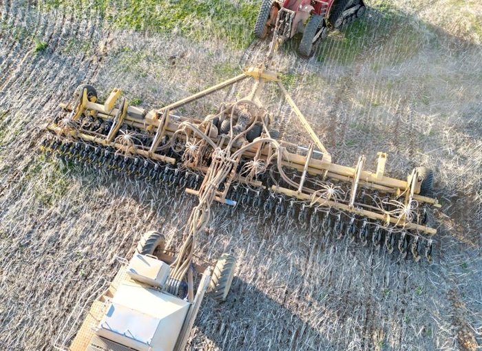 0 SERAFIN ULTISOW FORWARD FOLD S1872 SINGLE DISC SEEDER USED YELLOW