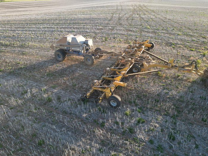 0 SERAFIN ULTISOW FORWARD FOLD S1872 SINGLE DISC SEEDER USED YELLOW