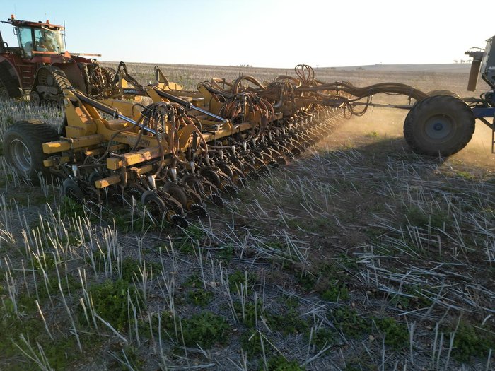 0 SERAFIN ULTISOW FORWARD FOLD S1872 SINGLE DISC SEEDER USED YELLOW