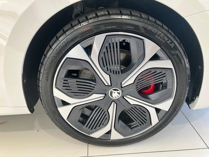 2024 SKODA Octavia RS NX MY25 Candy White