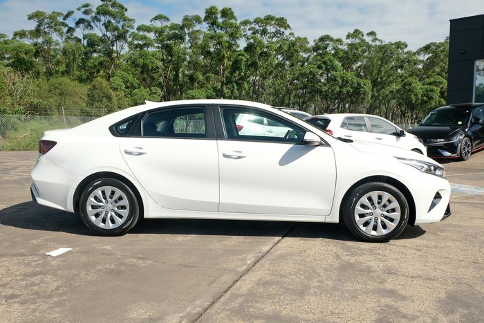 2022 Kia Cerato S