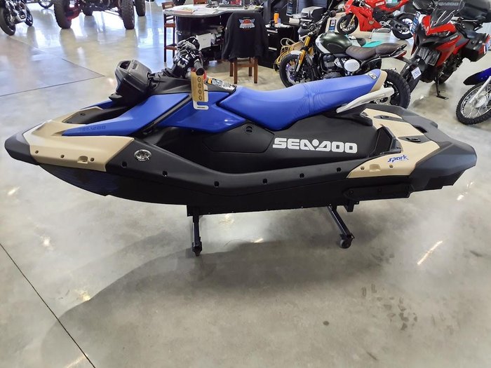 2025 SEA-DOO Spark Trixx 3up