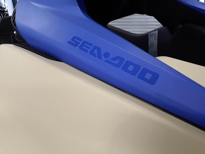 2025 SEA-DOO Spark Trixx 3up