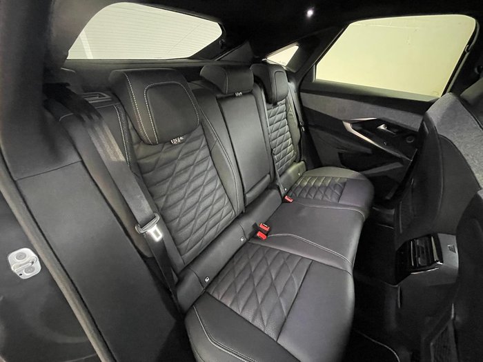 2024 Peugeot 3008 GT Premium Hybrid