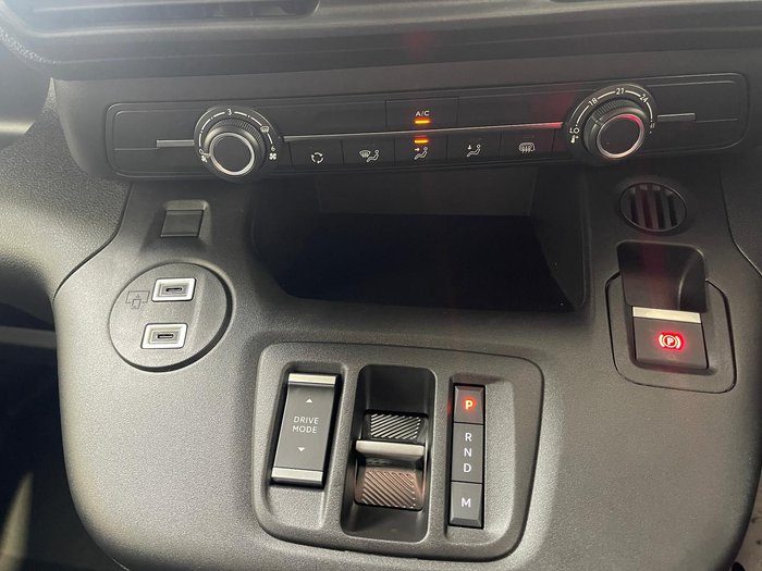 2024 Peugeot Partner Pro