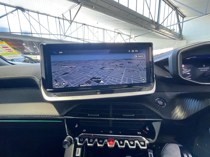 2024 Peugeot 2008 GT Hybrid