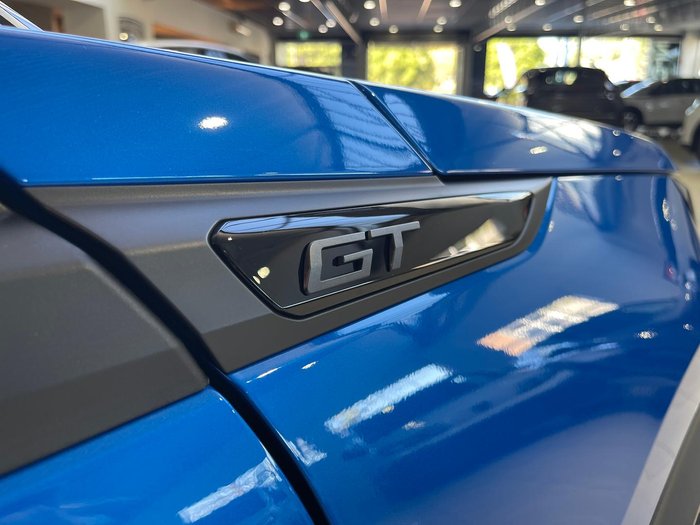 2024 Peugeot 2008 GT Hybrid