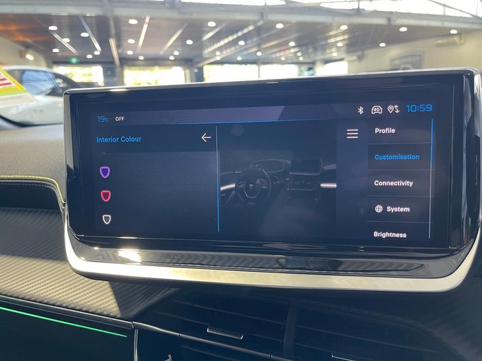 2024 Peugeot 2008 GT Hybrid