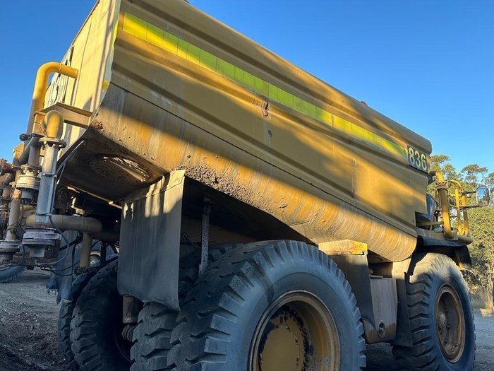 2000 Caterpillar 777D