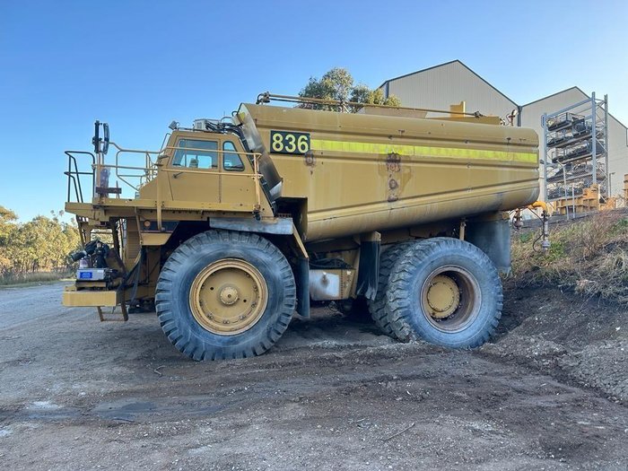 2000 Caterpillar 777D
