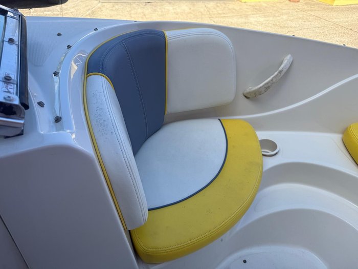 2006 Sea Ray 195 Sport
