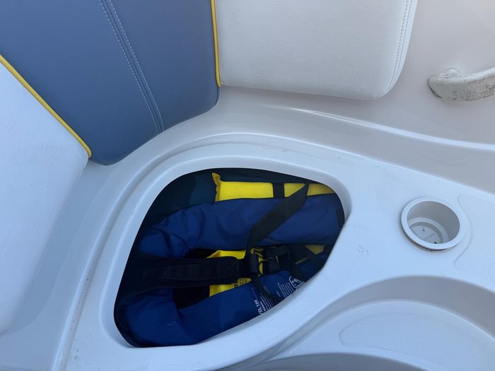 2006 Sea Ray 195 Sport