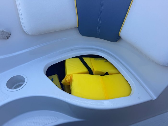 2006 Sea Ray 195 Sport