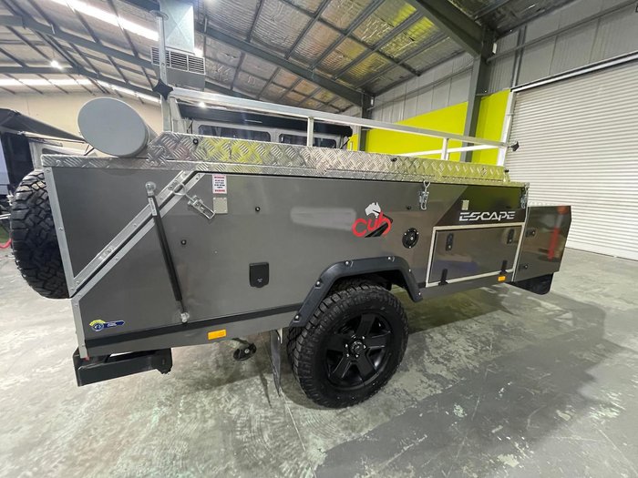 2019 Cub Escape