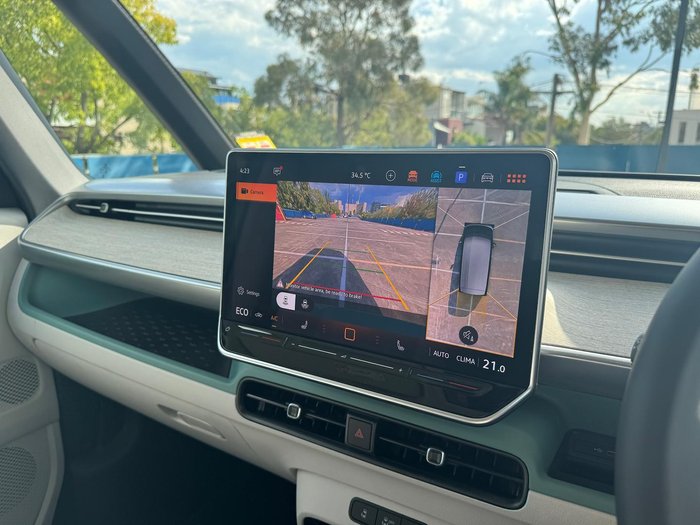 2024 Volkswagen ID. Buzz Pro BEV560